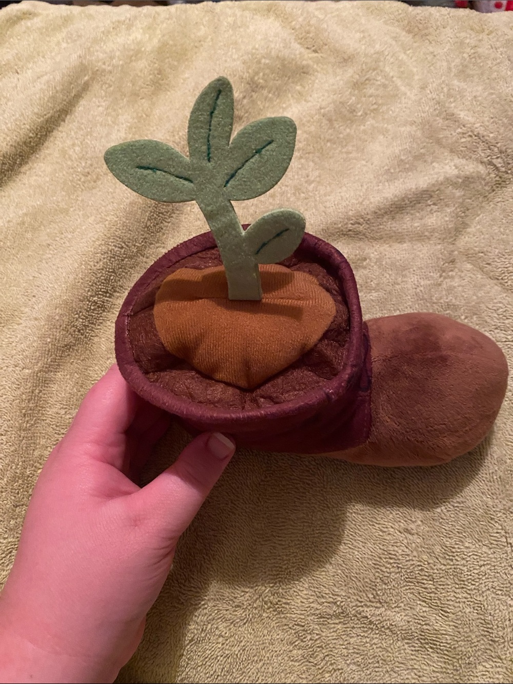 Wall-E Plant Boot - Picture 6 of 8